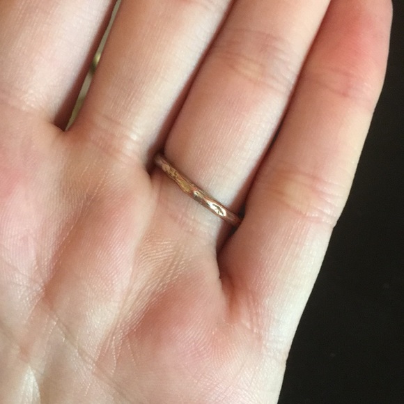 Rose ring - Picture 2 of 3